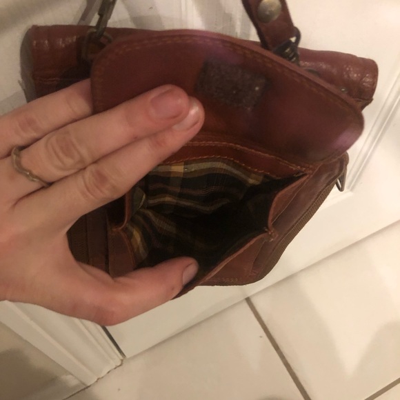 Derek Alexander supple leather crossbody and organizer in Brandy - Picture 7 of 8